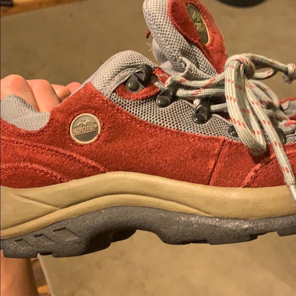 hiking boots - Picture 3 of 3